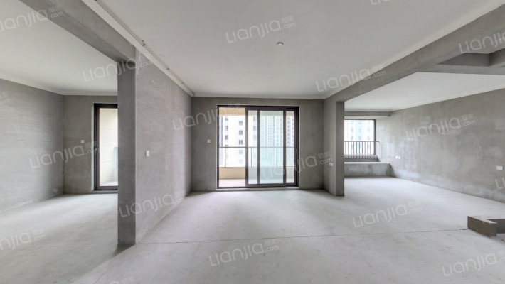 中海枫华里二手房实景图