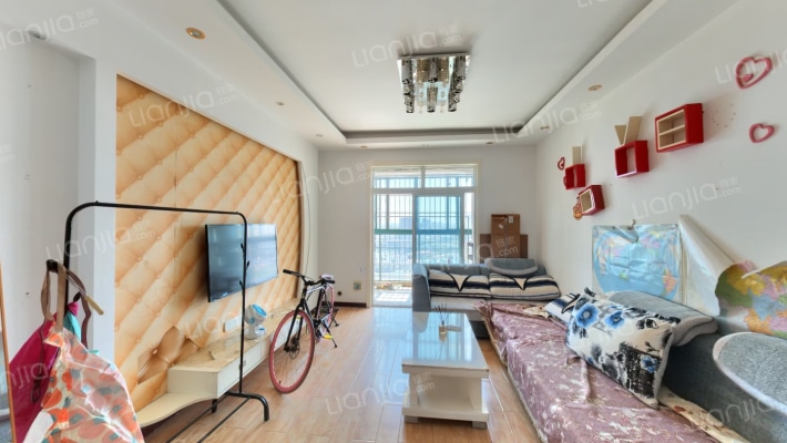 国龙鑫江莲郡二手房实景图