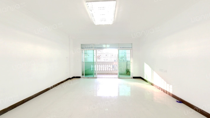 华辉苑二手房实景图