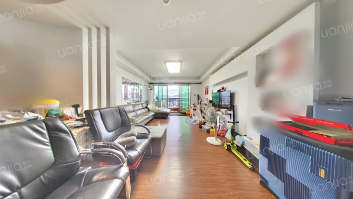 曦龙山庄二手房实景图