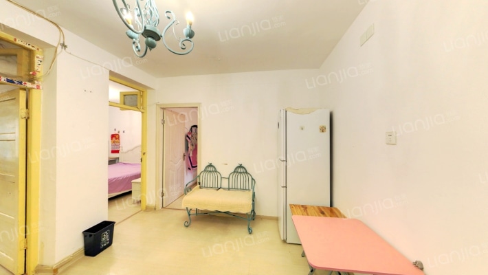 湖橡宿舍二手房实景图