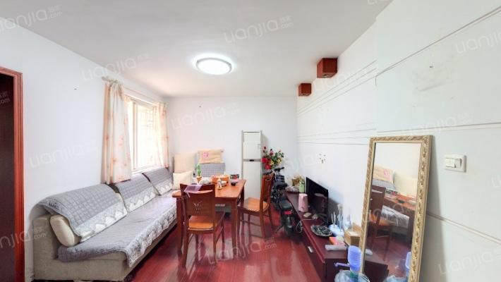 龙吉湾小区二手房实景图