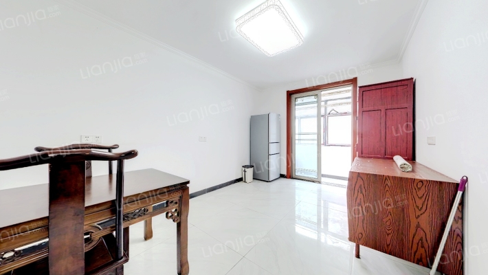 郑上路114号楼二手房实景图