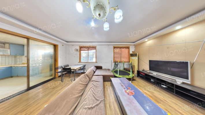 保昆新村二手房实景图