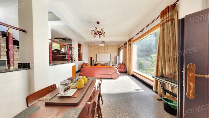 卧龙新村二手房实景图