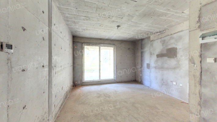 龙发龙泊湾二手房实景图