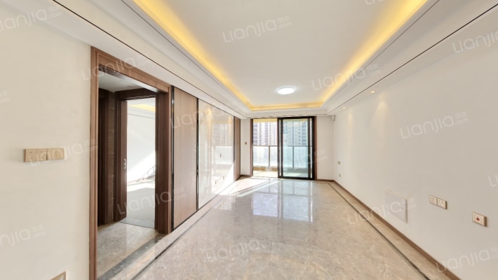 招商雍容华府二手房实景图