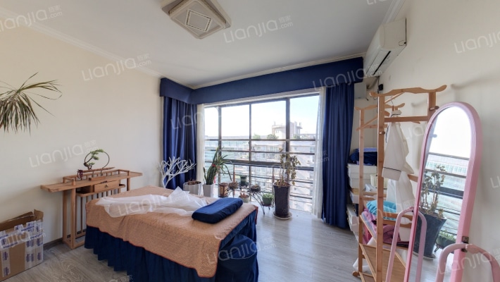 鼎泰公寓二手房实景图