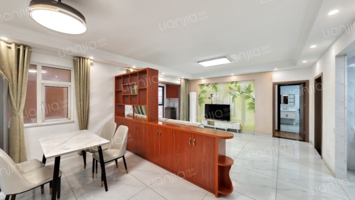 米兰春天二手房实景图