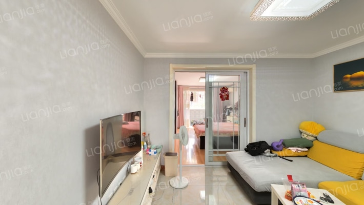 保靖里二手房实景图