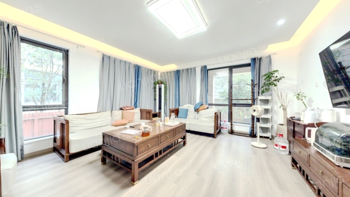 保利林语溪(别墅)二手房实景图