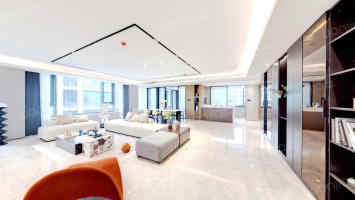 越秀天萃名邸二手房实景图