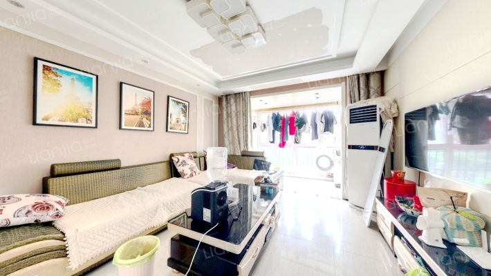 朗地英郡东区二手房实景图