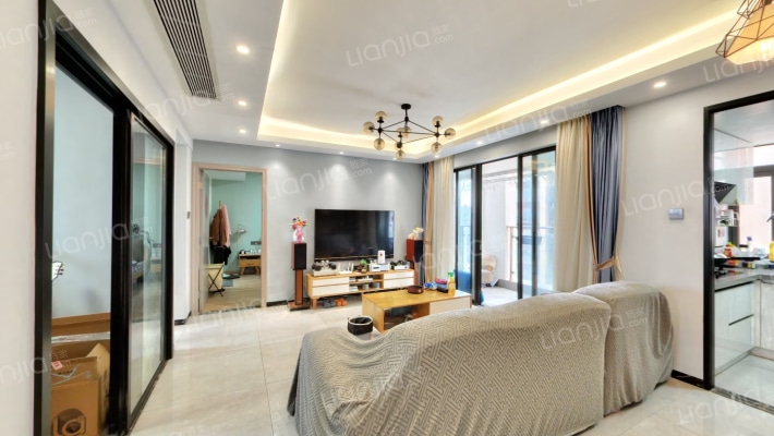 润科华府二手房实景图