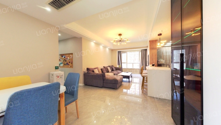 香江华府二手房实景图