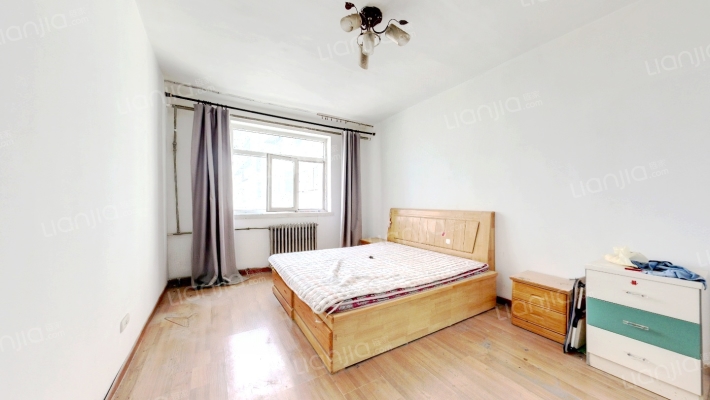 建材小区二手房实景图