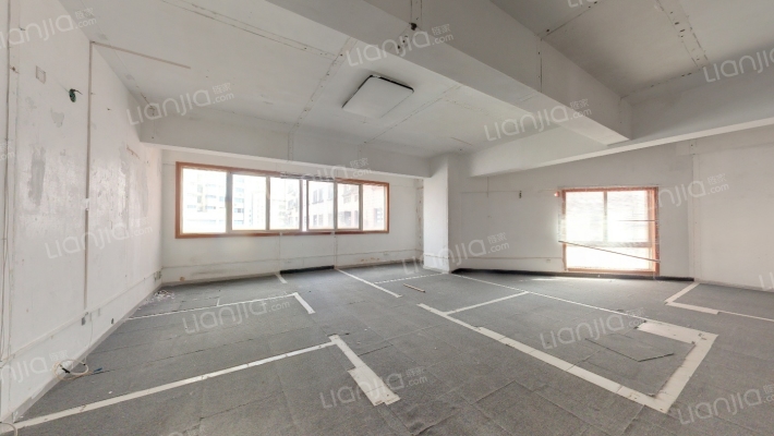 德派斯大厦二手房实景图