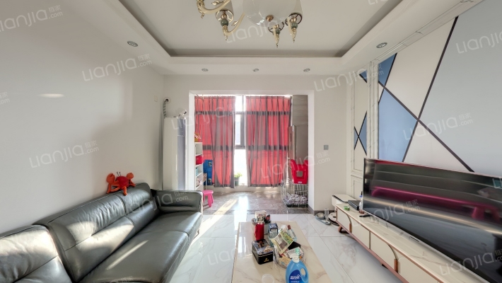 凤雅颂花园二手房实景图