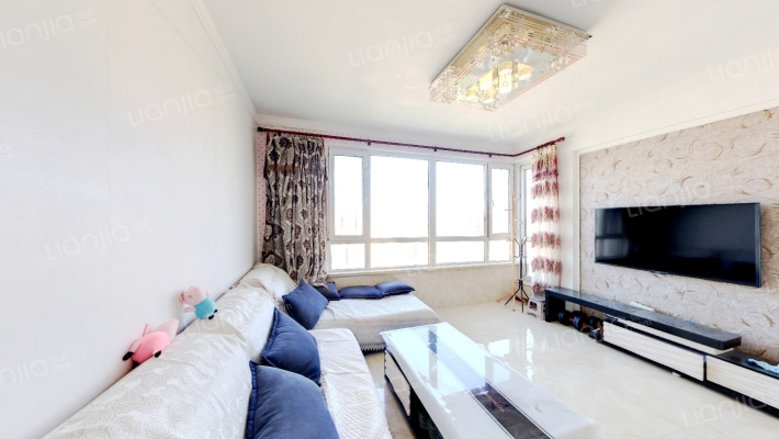 中央湖畔二手房实景图