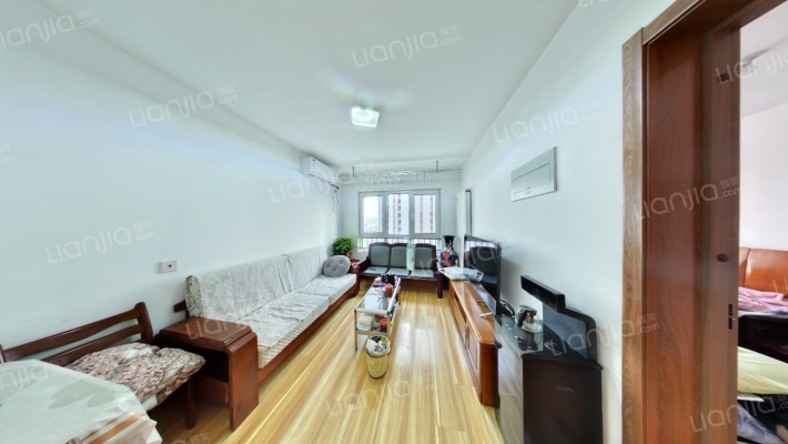 芳和嘉园二手房实景图