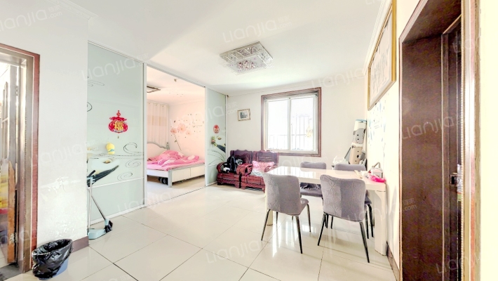 家具厂商住楼二手房实景图