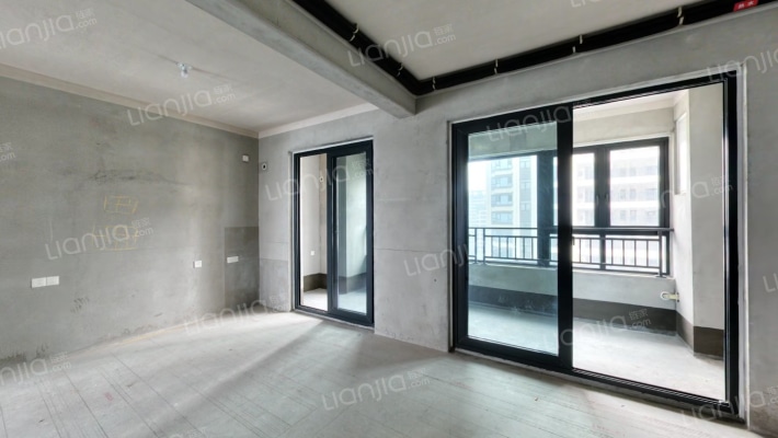 新华都汇中心二手房实景图