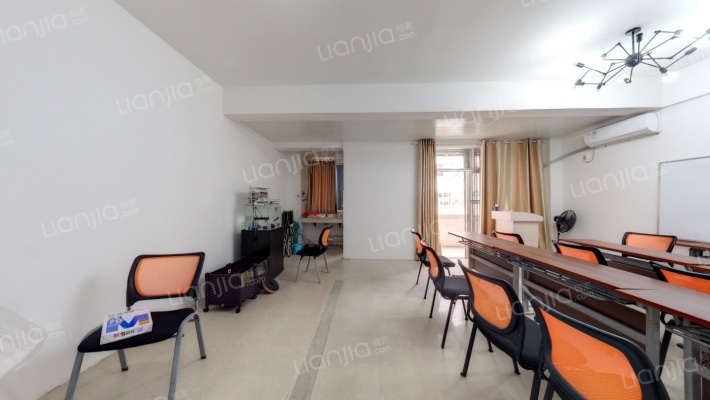 東方園二手房实景图