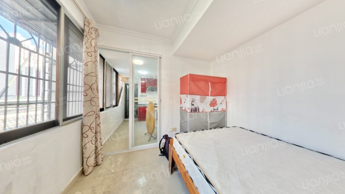 龙泉大厦二手房实景图