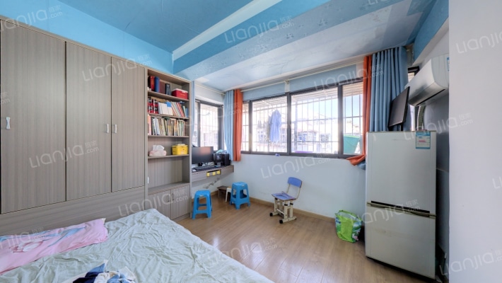 黄鹤小区二手房实景图