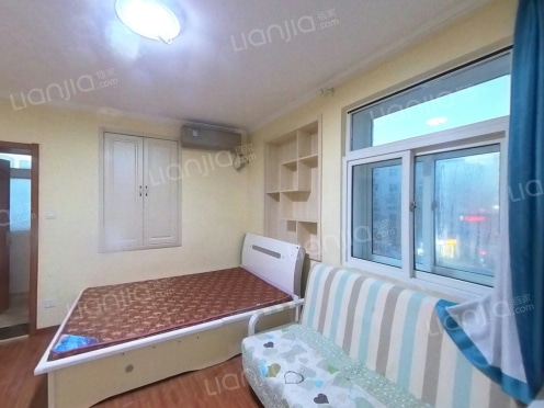 整租·哈尔滨路 1室1厅 西南