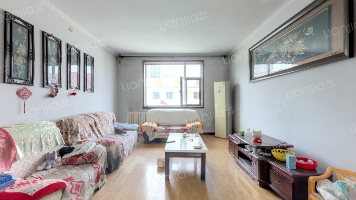 聚丙烯家属楼二手房实景图