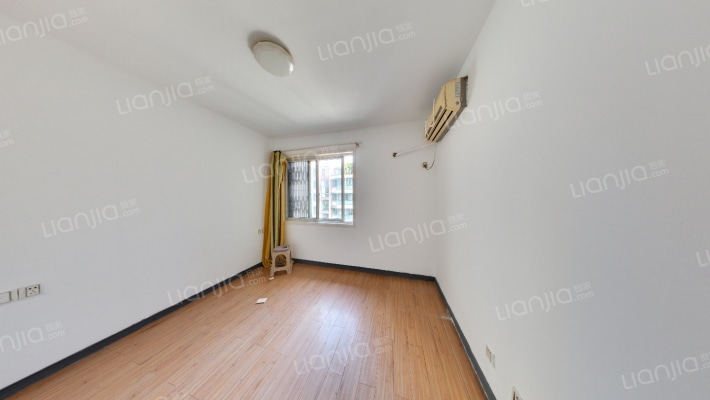 三新家园二手房实景图