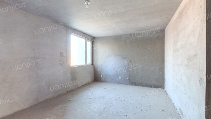 卓昱西苑二手房实景图