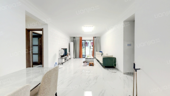 碧桂园海昌天澜四期白鹭湾二手房实景图