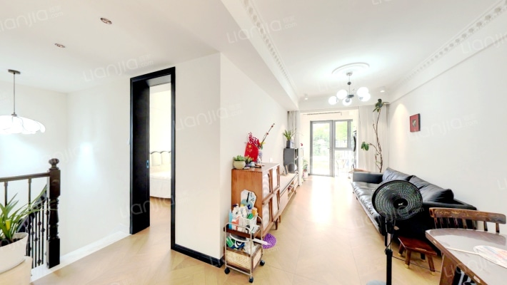 时代领峯峯境二手房实景图