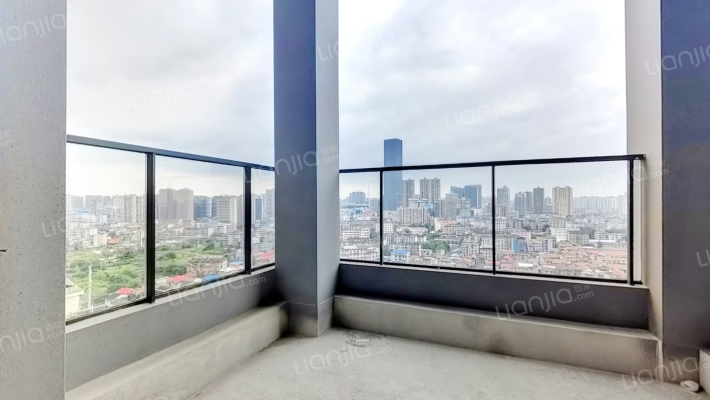 天伦东湖院二手房实景图