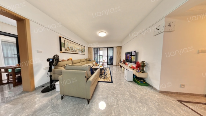 朗枫国际二手房实景图