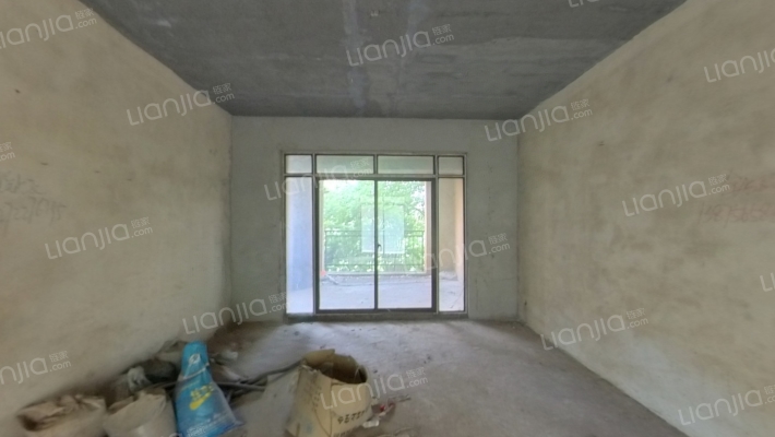 伴山公馆二手房实景图