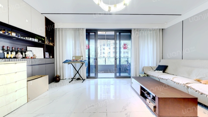 春月锦庐二手房实景图