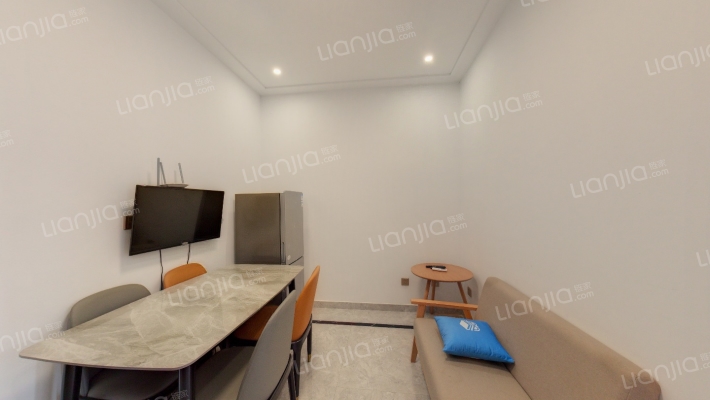 大诚名座二手房实景图