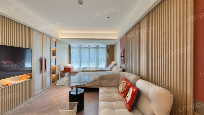 世贸丽晶城欧美中心二手房实景图