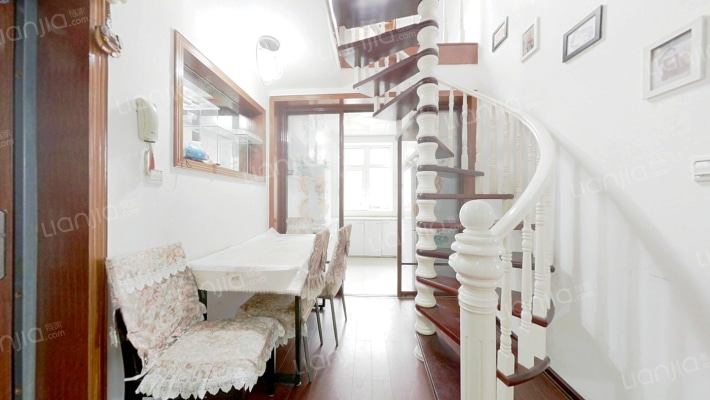 启新山水二手房实景图