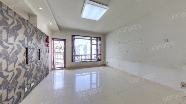 龙华阳光二手房实景图