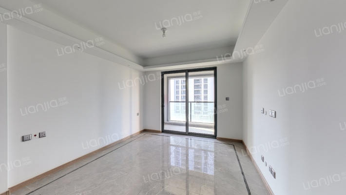 融信中梁荣望二手房实景图