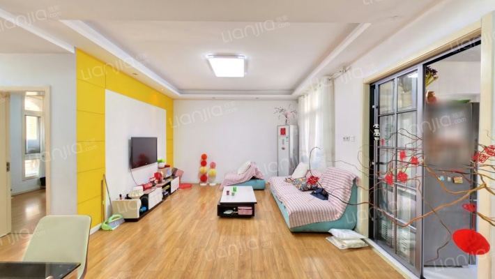 铂金汉宫二手房实景图