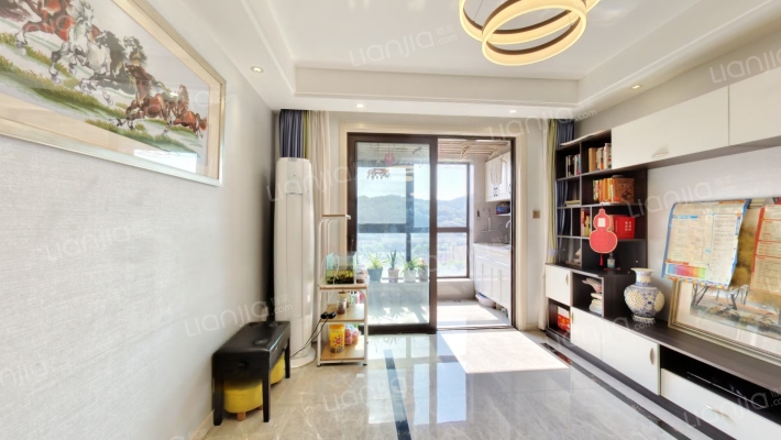 旭辉滨江东方悦府二手房实景图