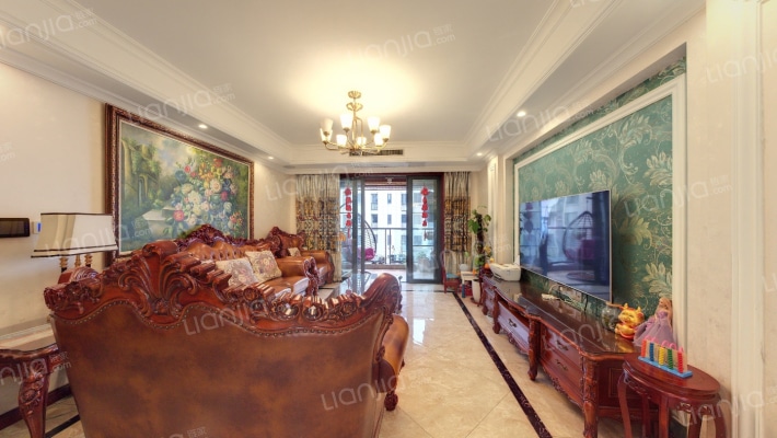 保利山庄海棠二手房实景图