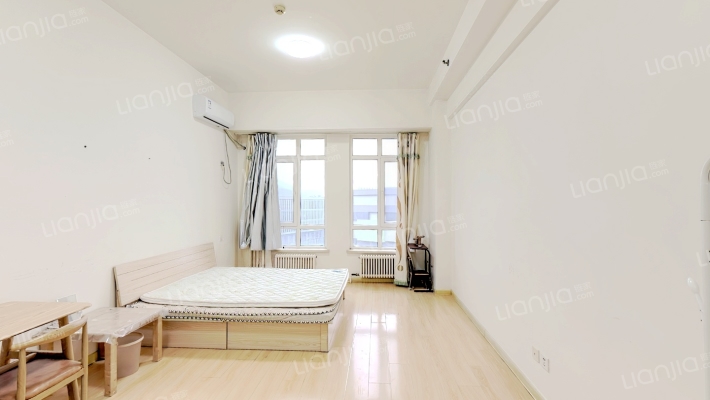 亿达春田耶鲁时区二手房实景图