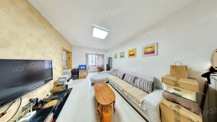 新运公寓二手房实景图