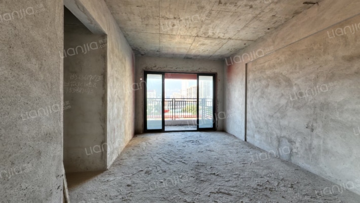 德馨俪苑二手房实景图